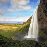 Romantic Seljalandsfoss