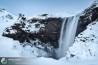 Cascata di Skogafoss in inverno