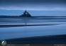 Mont Saint Michel all'ora blu.