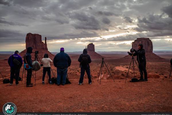 Alba alla Monument Valley