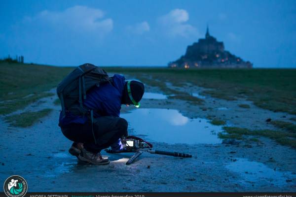 Alba di fronte a Mont Saint Michel