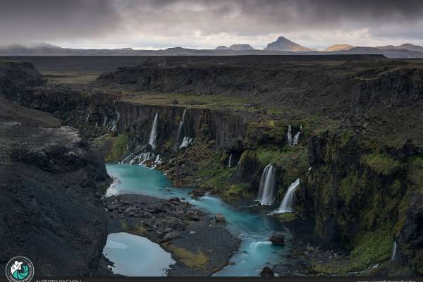 fotografare con il drone nel parco del Landmannalaugar