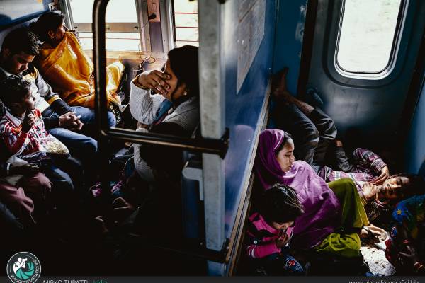 worlshop fotografico in treno in india