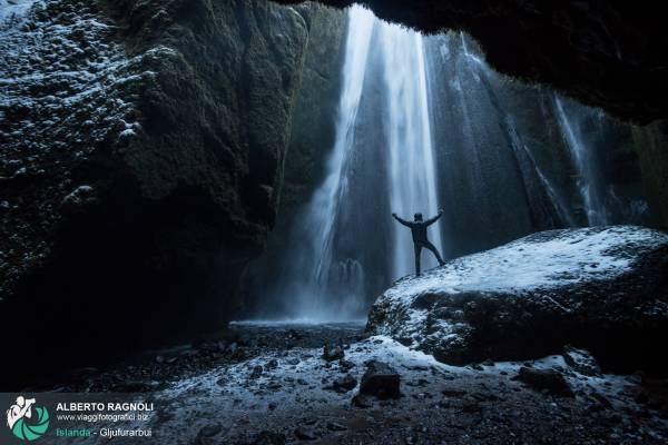 Gljufurarbui: cascata di Gljúfrafoss in Islanda.