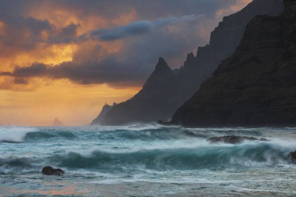 Tenerife: un viaggio sull'isola dai mille volti.