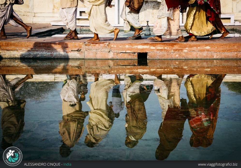 Agra: Riflesso al TAJ MAHAL.