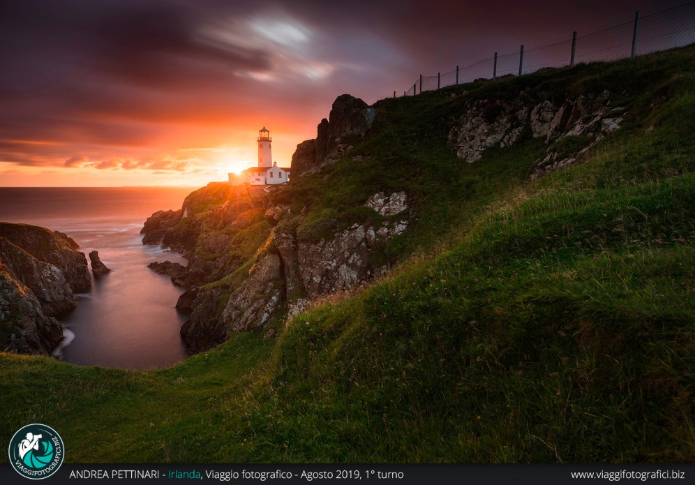 Alba infuocata a Fanad Head