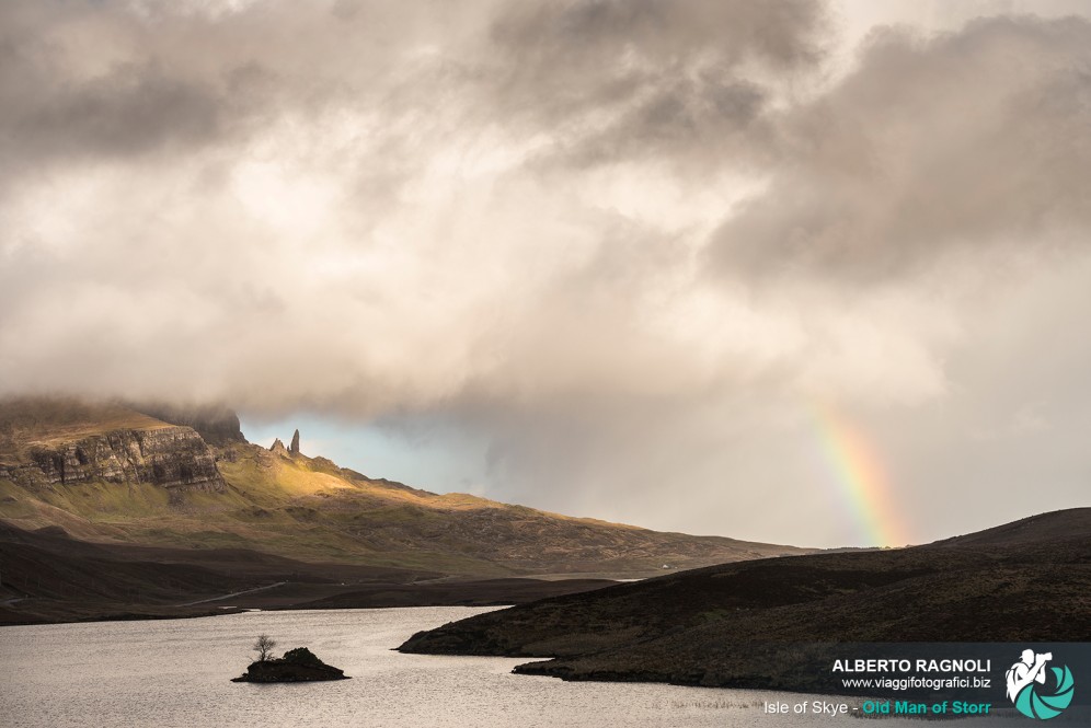 Arcobaleno presso Old Man of Storr, Isola of Skye.