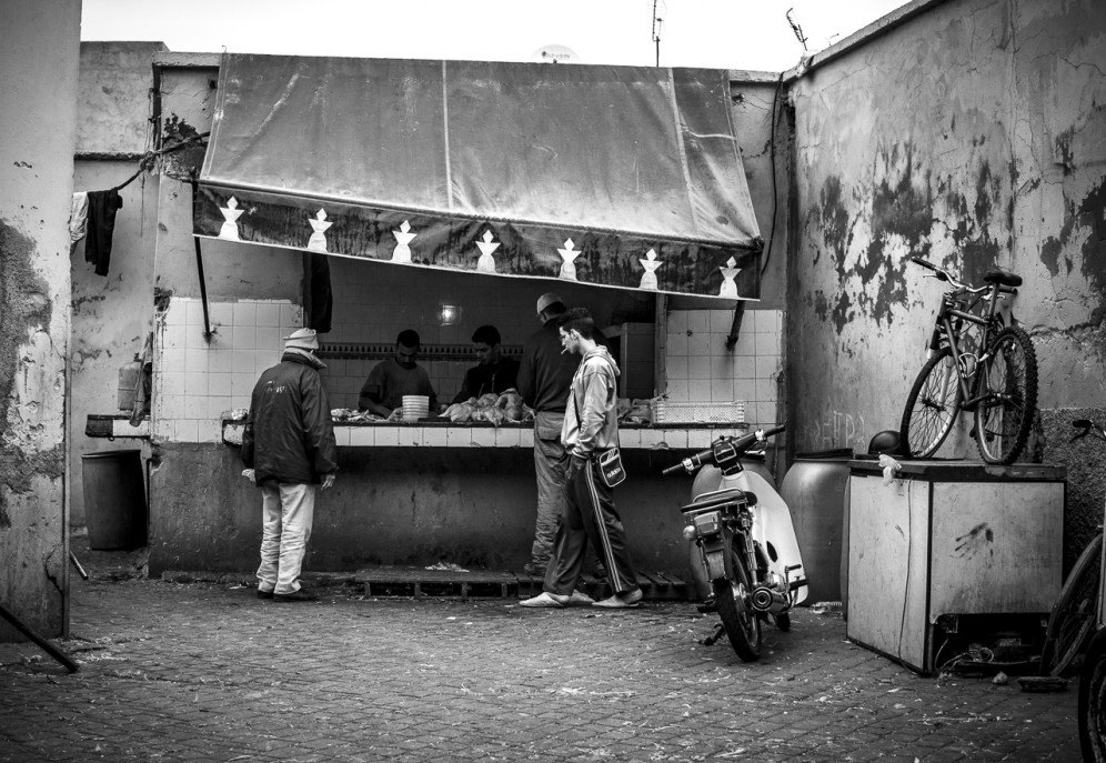 Marocco - Souk del pollame nella medina di Marrakech.