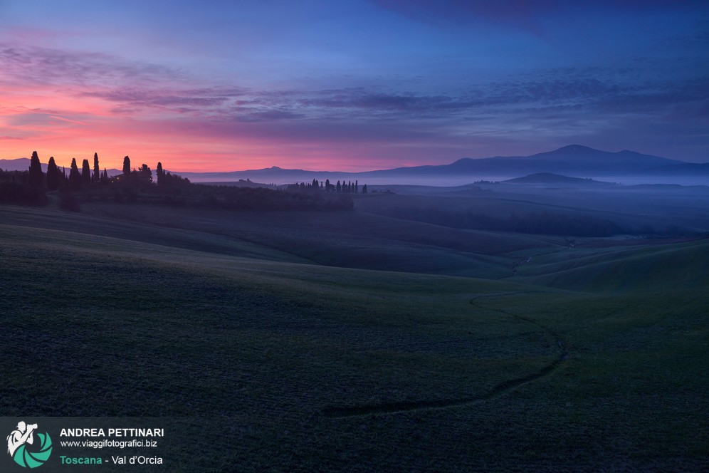 Fotografia Val d'Orcia all'alba.